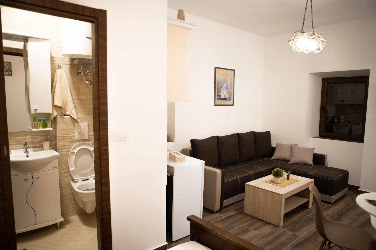 Aleksa Guest House Cetinje Ngoại thất bức ảnh