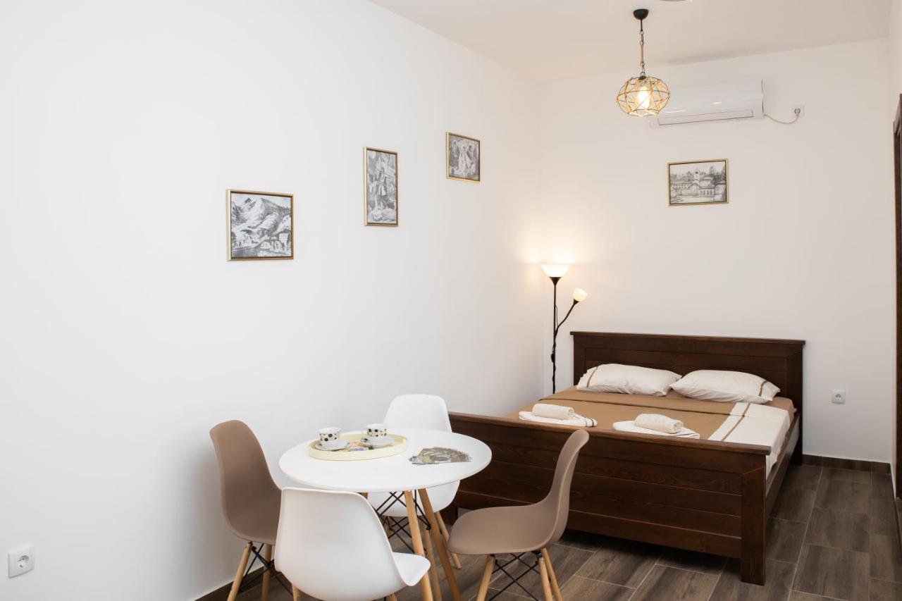 Aleksa Guest House Cetinje Ngoại thất bức ảnh
