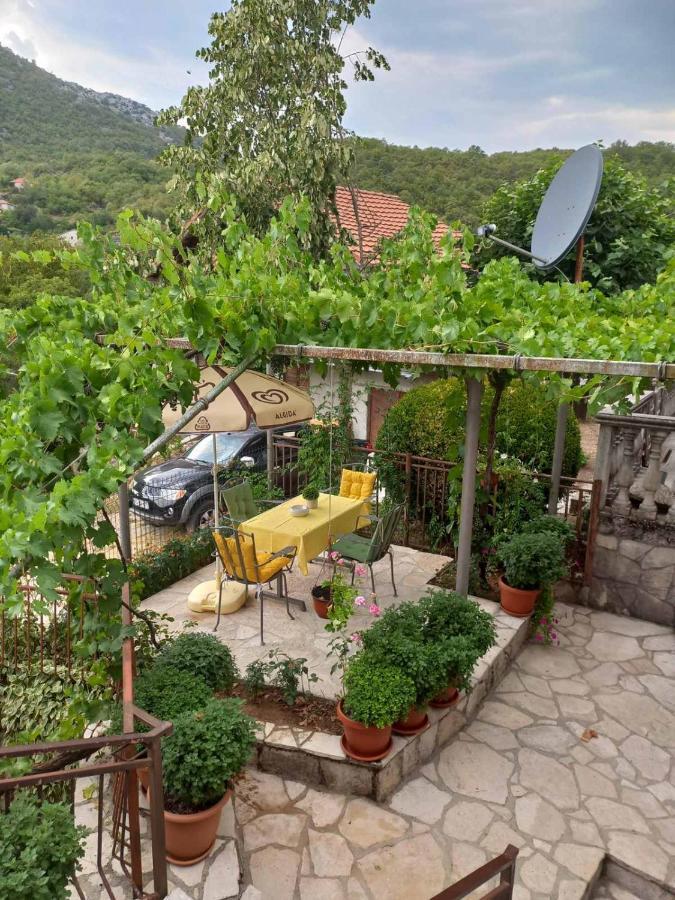 Aleksa Guest House Cetinje Ngoại thất bức ảnh